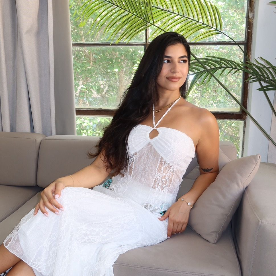 Angela Nadar