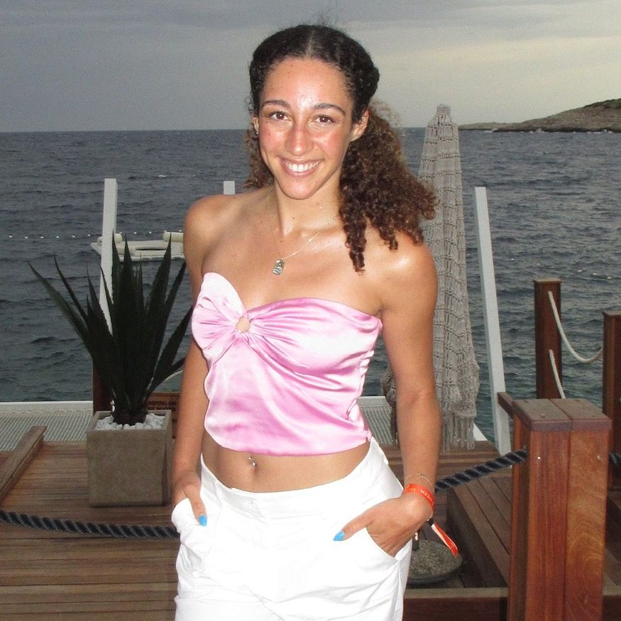 Ashlee- lawyer & digital nomad