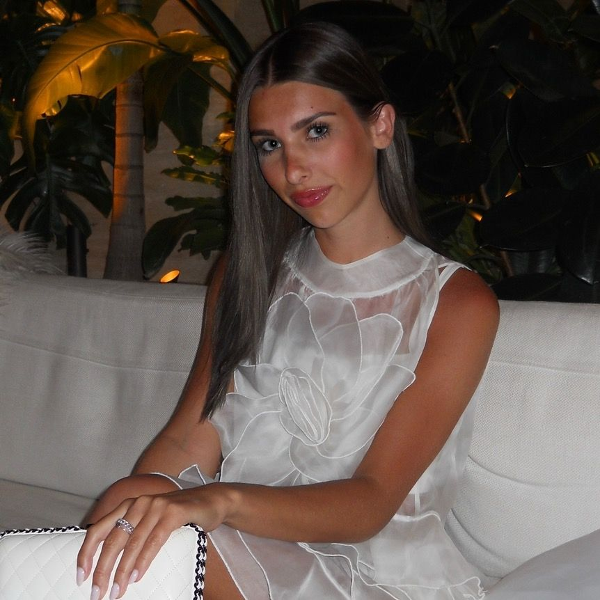 Ava Billmann
