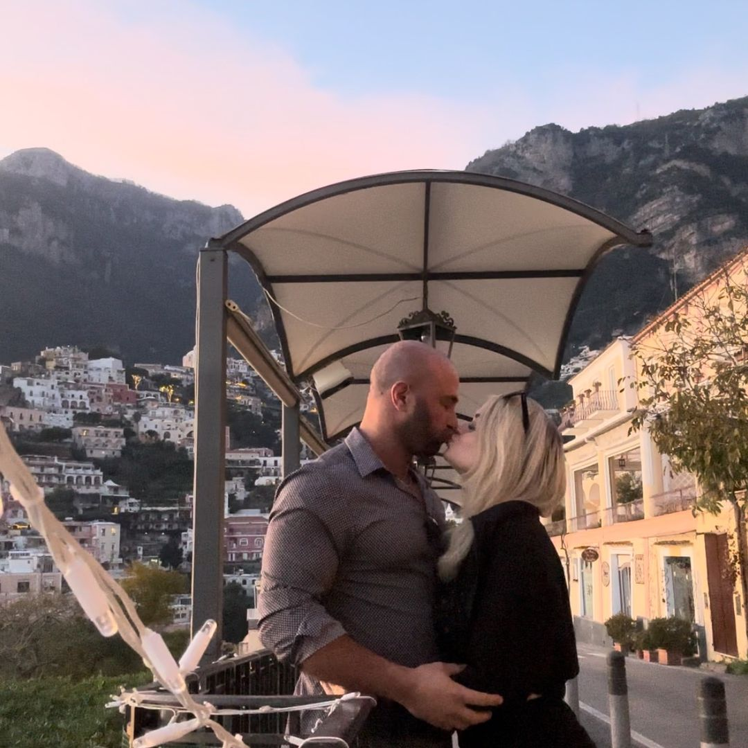 M & J | Travel Creators
