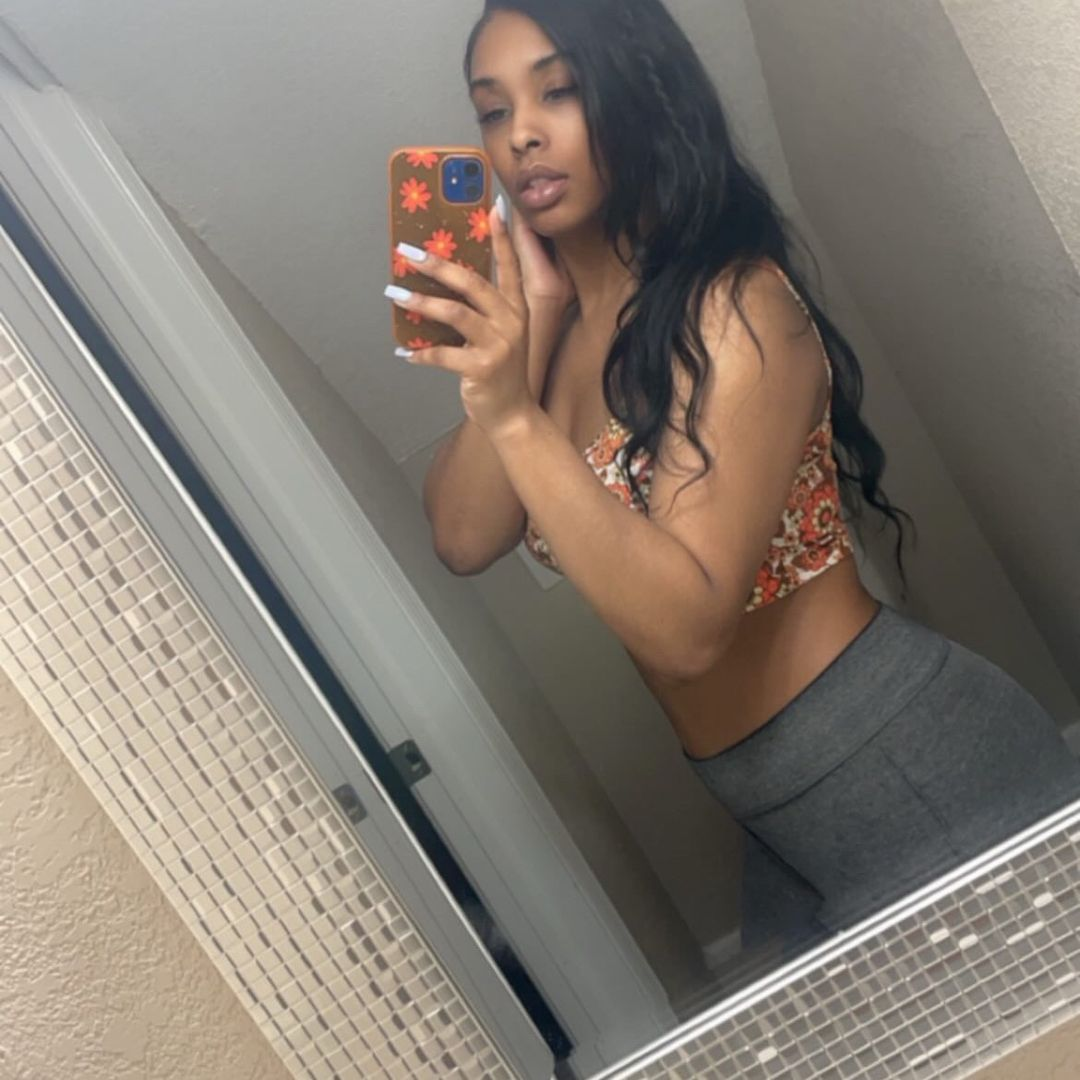 🤍 Jas