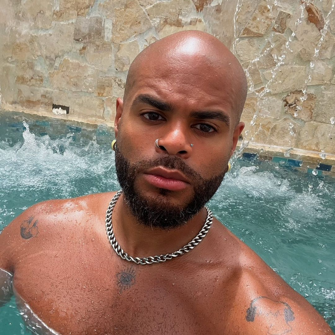 CHRIS VARGAS