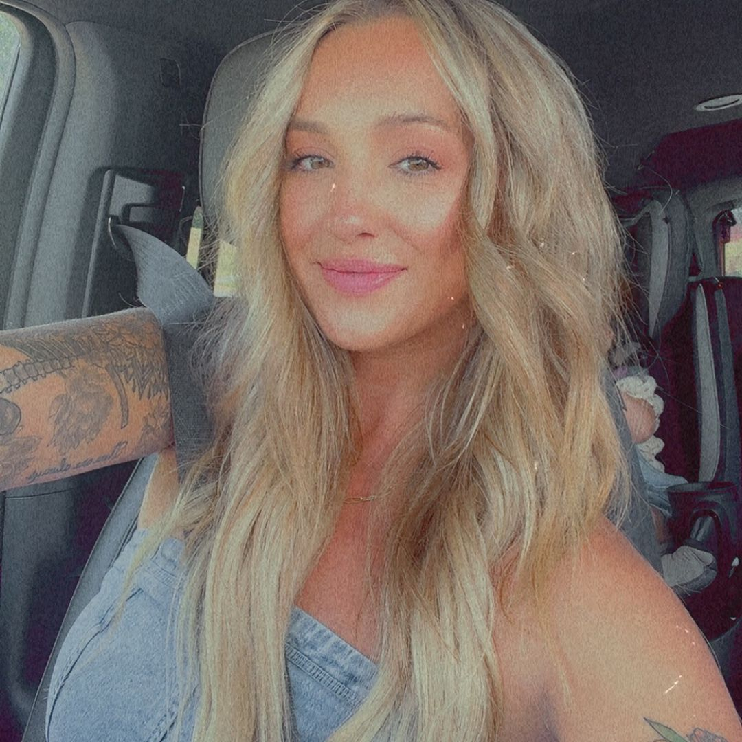 Alyssa Cook | Fashion + Mama