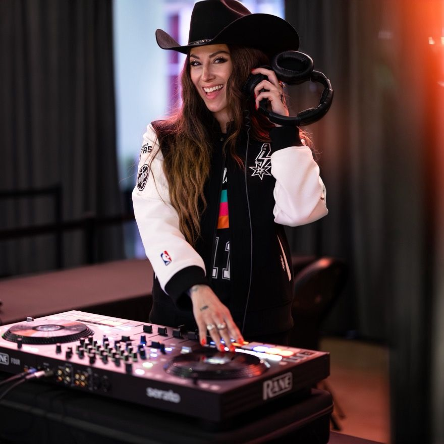 Catwalk: DJ + Music Production