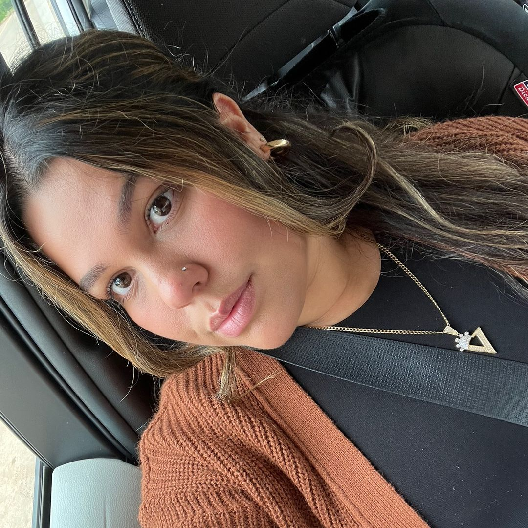 Adrianny | SAHM | UGC