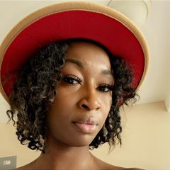 Eboni Harris