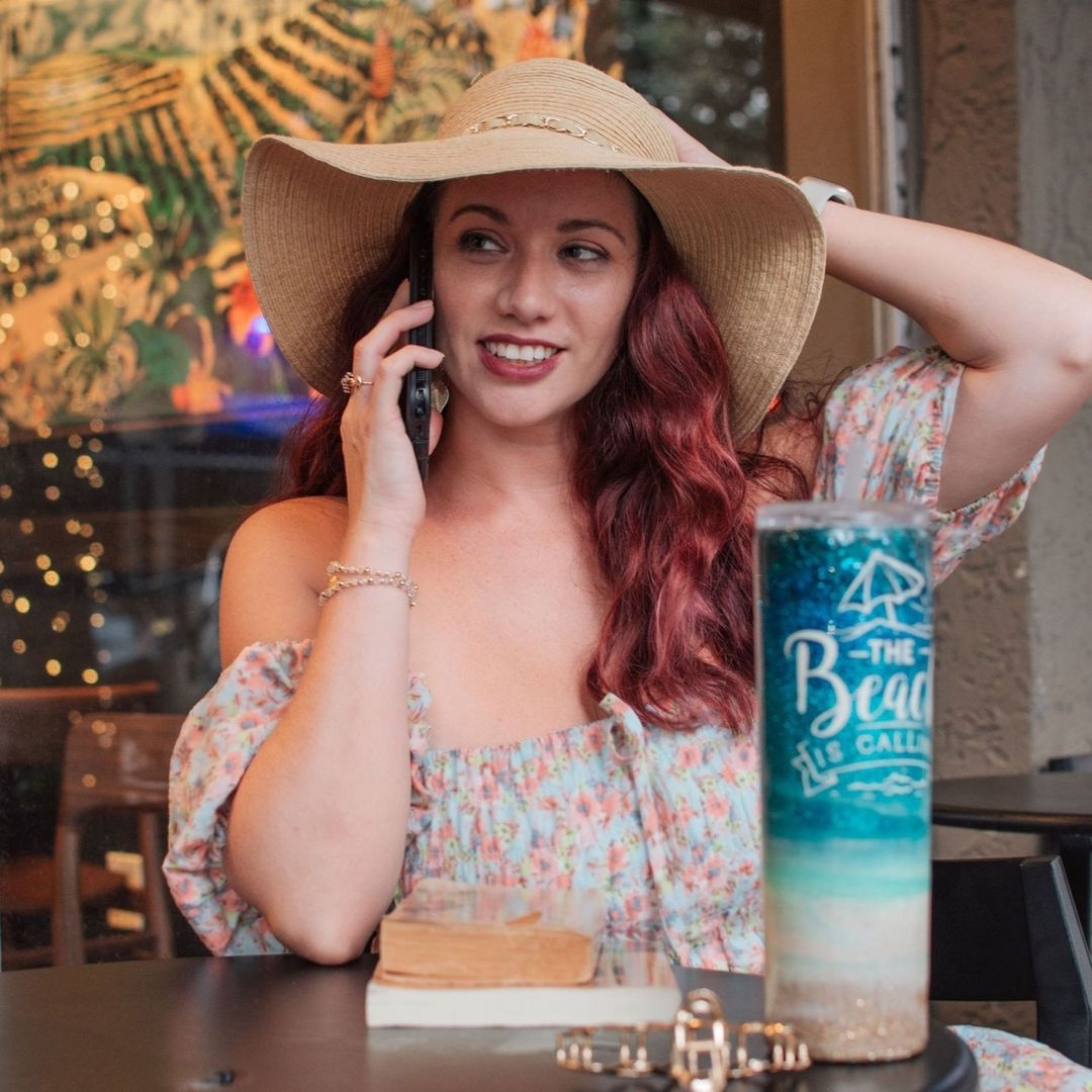 Alli Serencko | Travel Agent